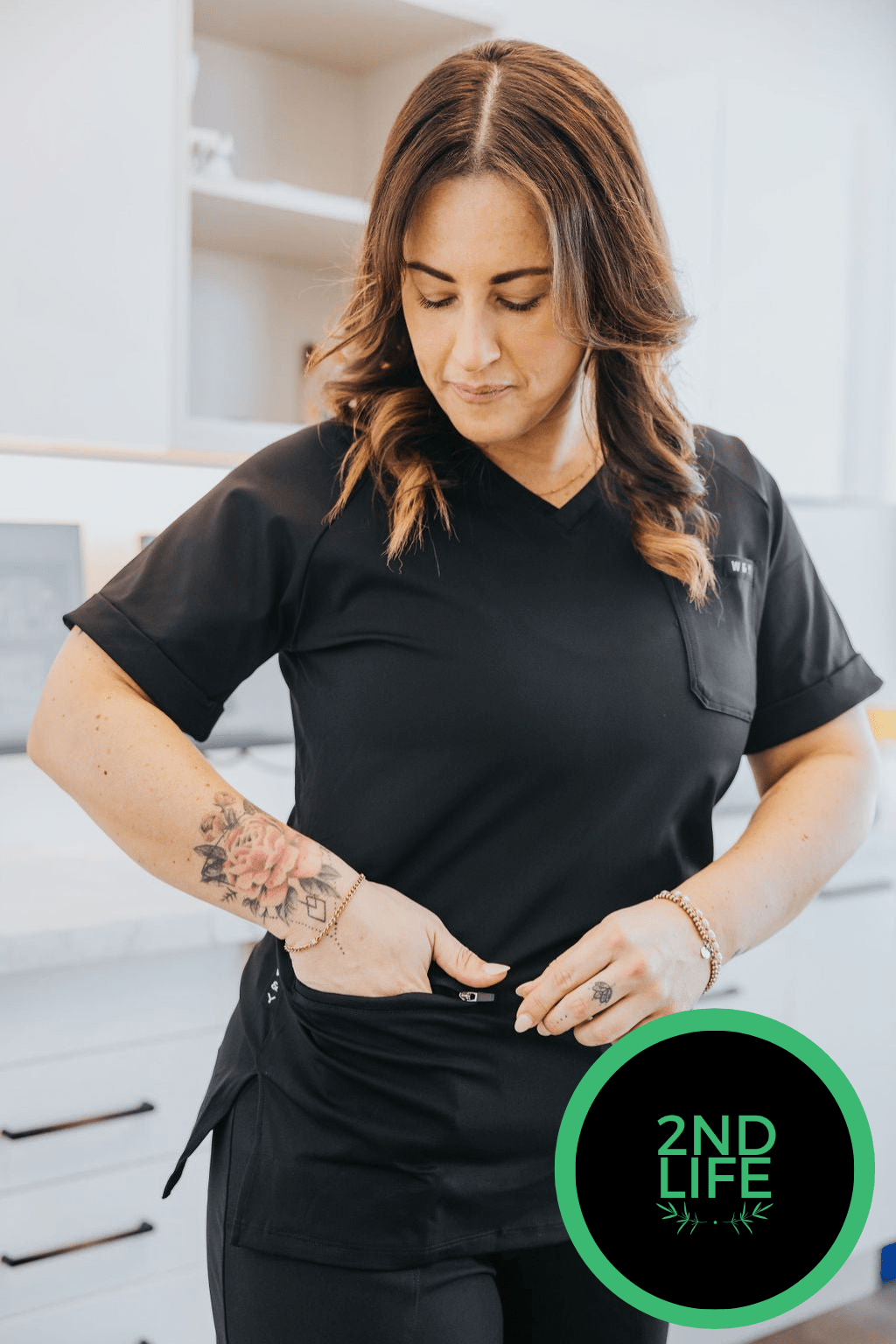 HAUT D'UNIFORME SHEPHERD AVEC POCHES (COL EN V) - NOIR - *2NDLIFE* - WILL&YOU