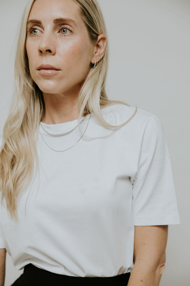 T-SHIRT BASIC -BLANC- "LÉGER DÉFAUT"