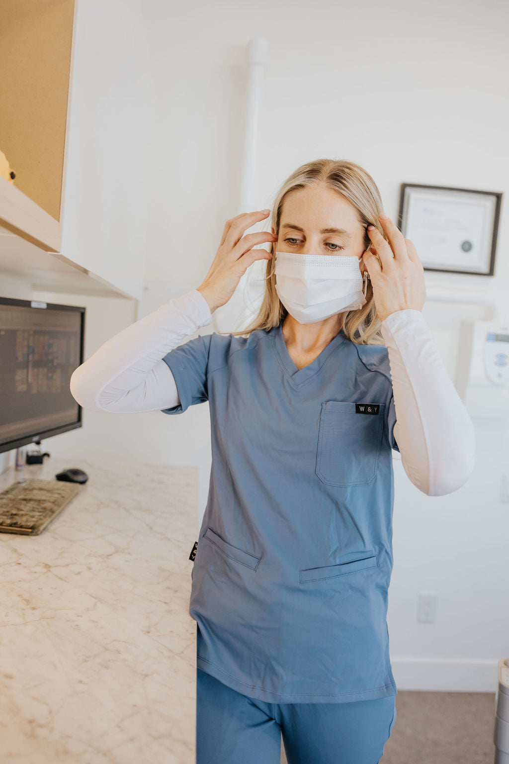 SHEPHERD UNIFORM TOP WITH POCKETS (V-NECK) -STEEL BLUE- 