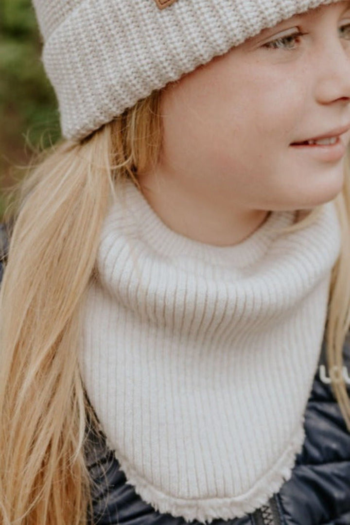 Ensemble tuque cache-cou cerf willfée 4 ans main image 1