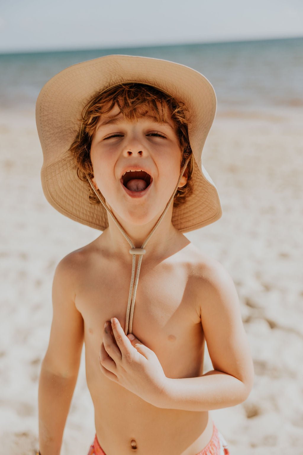 Chapeau de visage solaire uni coton renouvelable Togo Chapeau de visage solaire uni coton renouvelable Togo