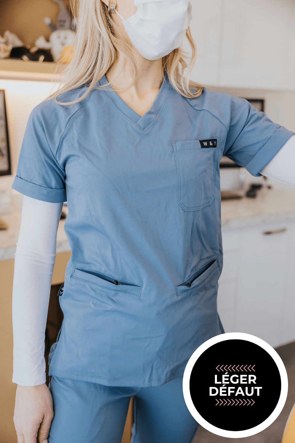 HAUT D'UNIFORME SHEPHERD AVEC POCHES (COL EN V) - BLEU ACIER - "LÉGER DÉFAUT" - WILL&YOU
