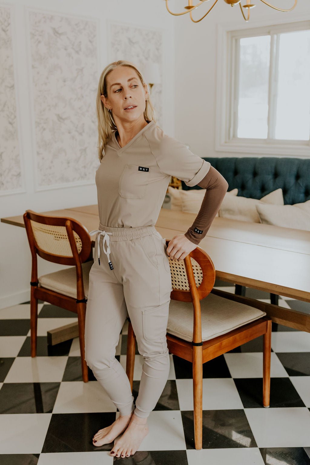 HAUT D'UNIFORME SHEPHERD SANS POCHE (COL EN V) - GREIGE - WILL&YOU